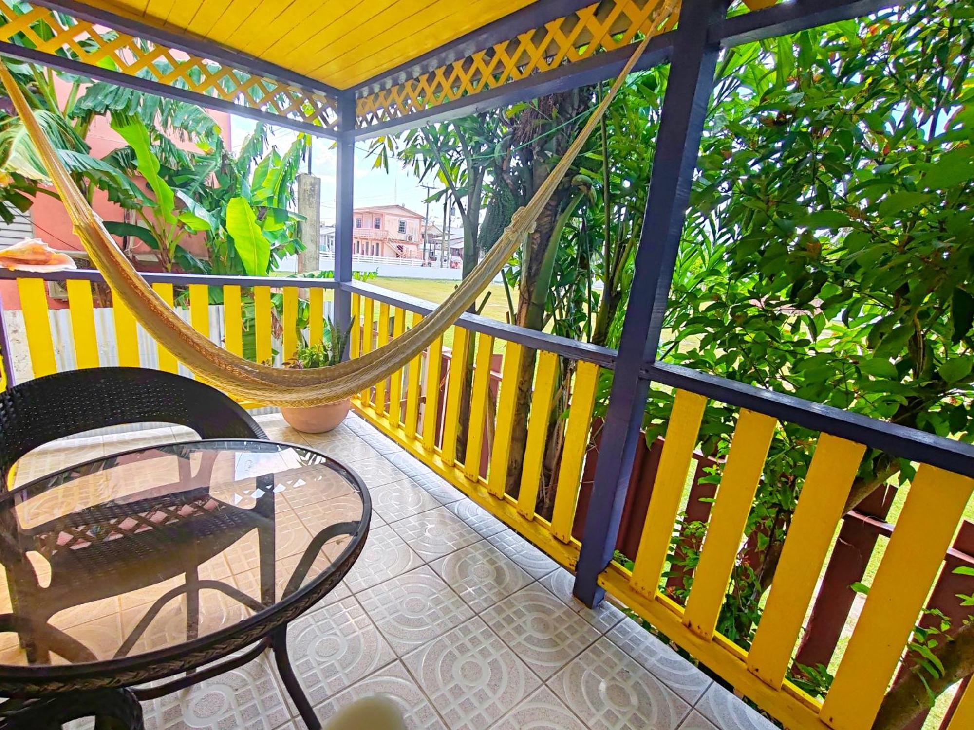 キー・カーカー Yocamatsu Bed & Breakfast 部屋 写真